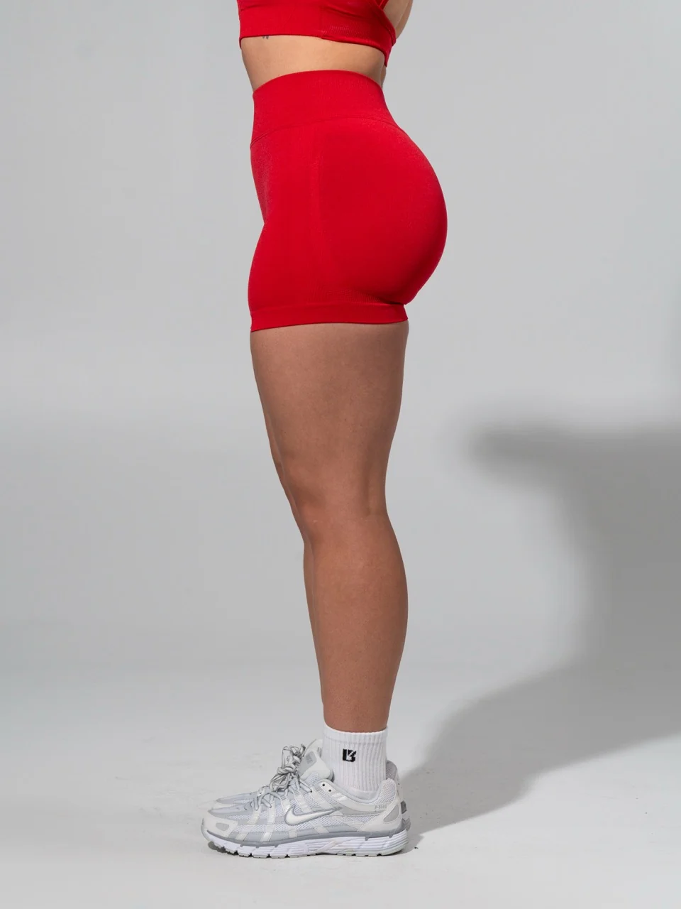 Miracle Seamless Hip Rise Short 4.5" - Heather Lipstick Red - Image 7