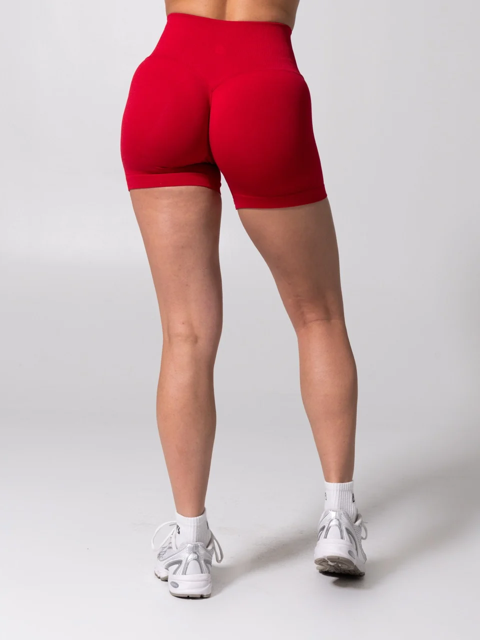 Miracle Seamless Short 4.5" - Heather Lipstick Red - Image 6