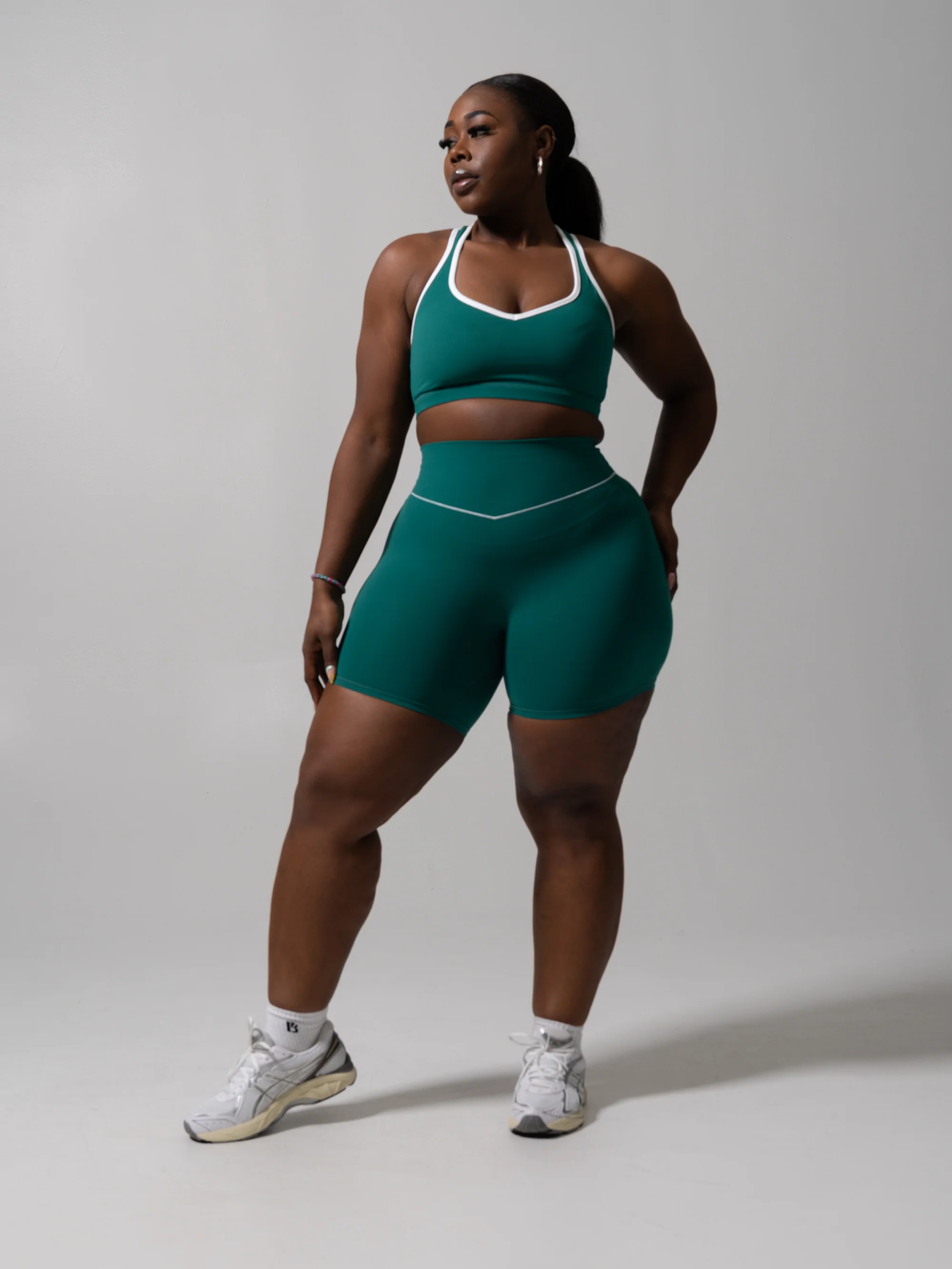 Sweetheart Nubre Sports Bra - Fresh and White - Image 2
