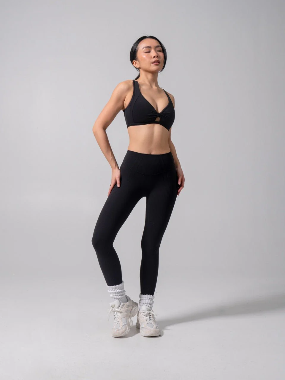 Twist Fit Sports Bra - Onyx Black - Image 2