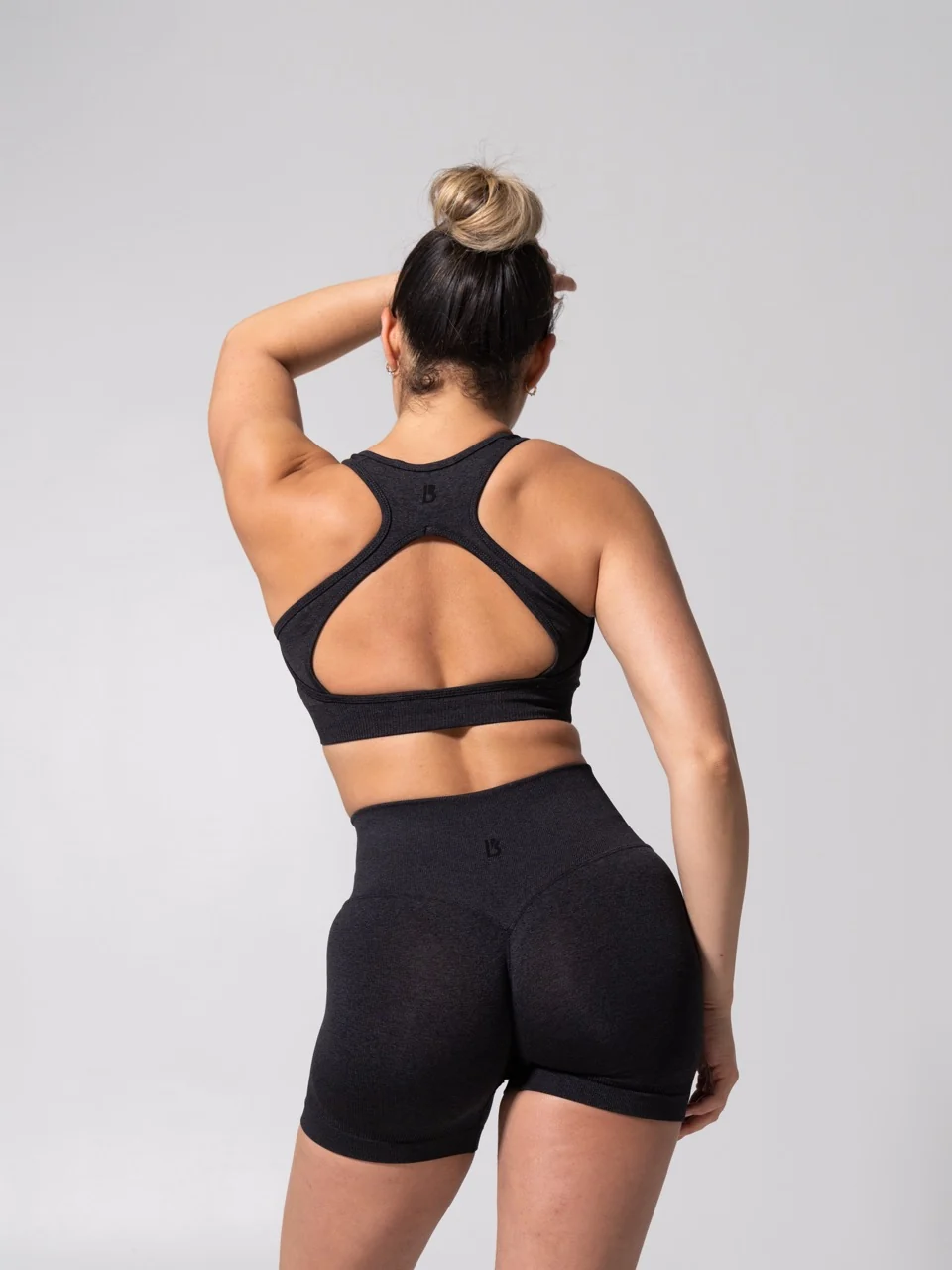 Vida Seamless Sports Bra - Heather Charcoal - Image 10